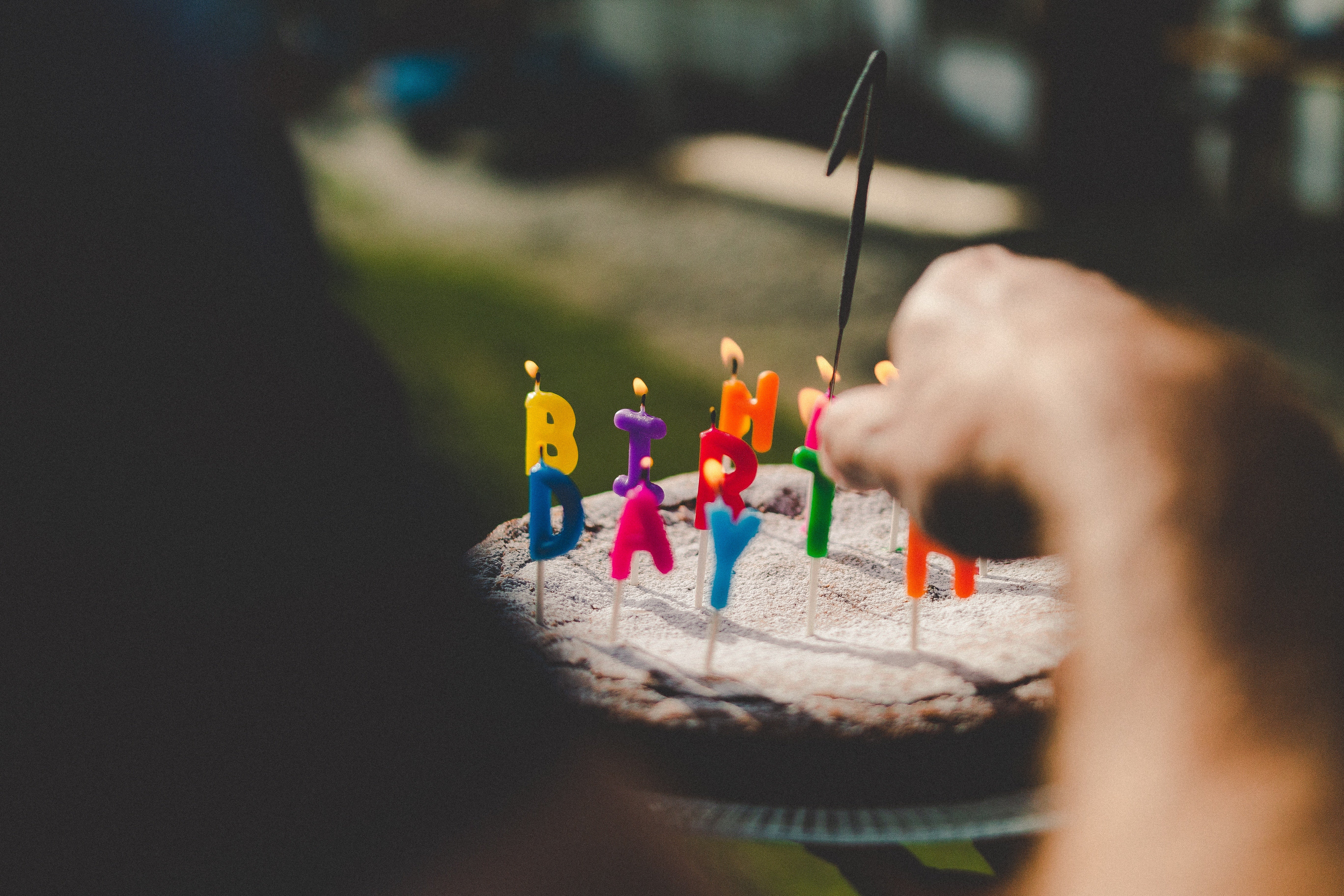 How to plan baby’s first birthday party: 7 tips to prevent complete disaster.