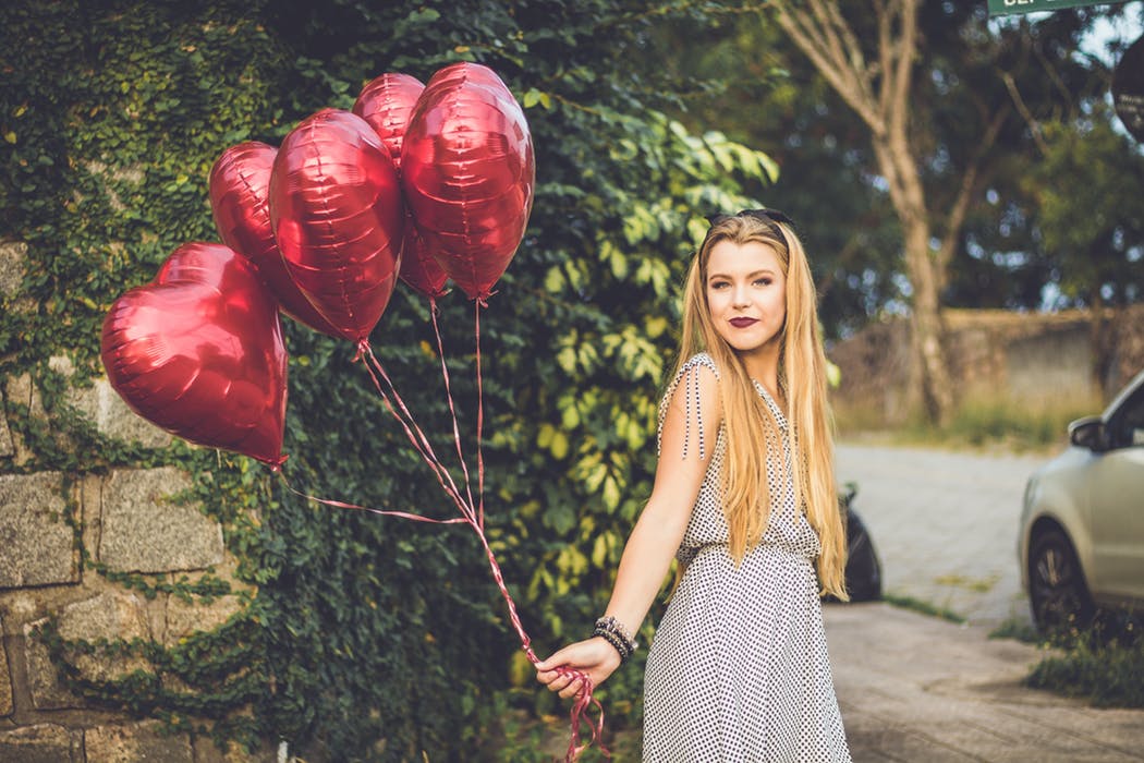 10 Wedding Shower Ideas That Are Funny, Unique, And Actually Enjoyable