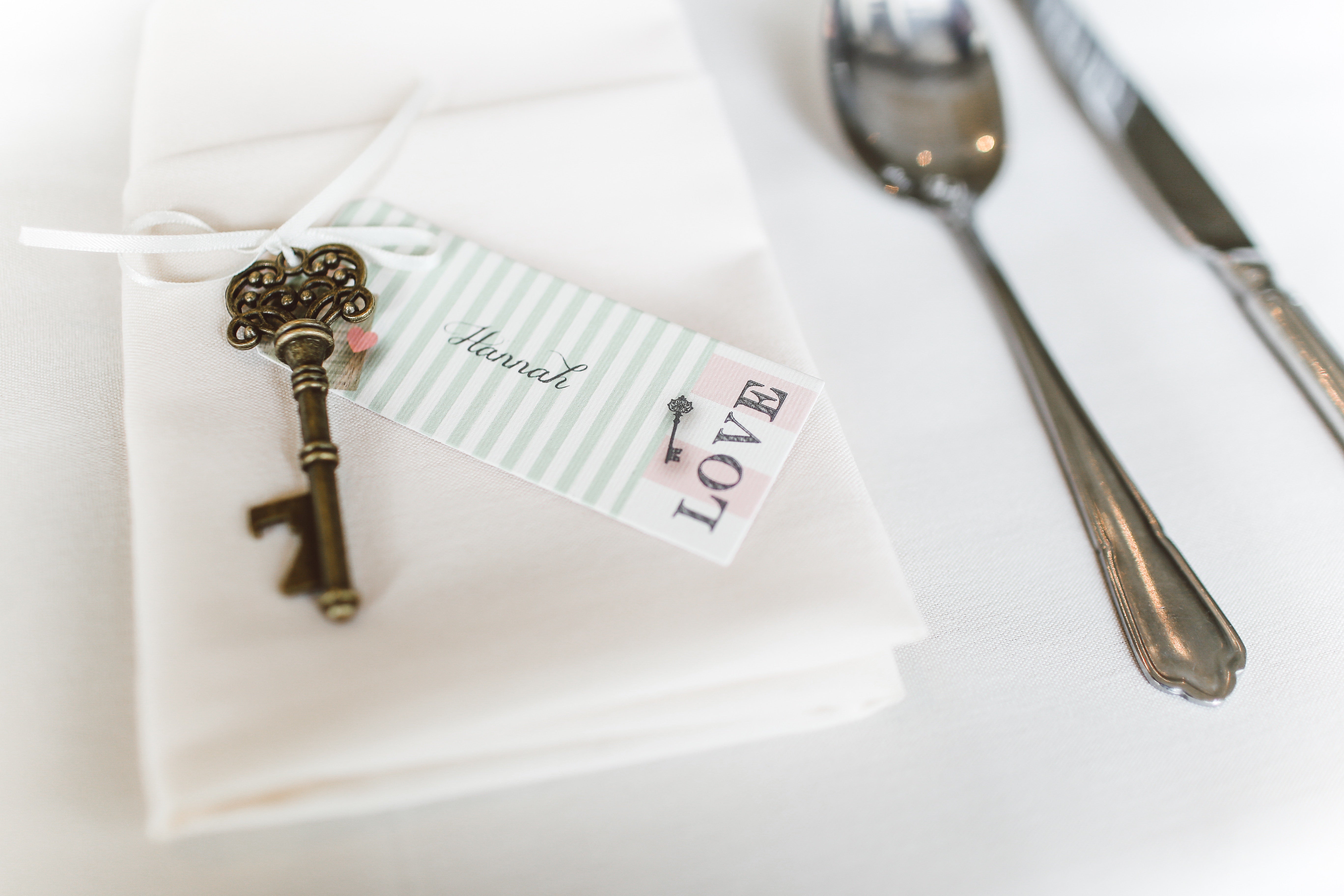 How to Throw a Bridal Shower the Bride Will Love