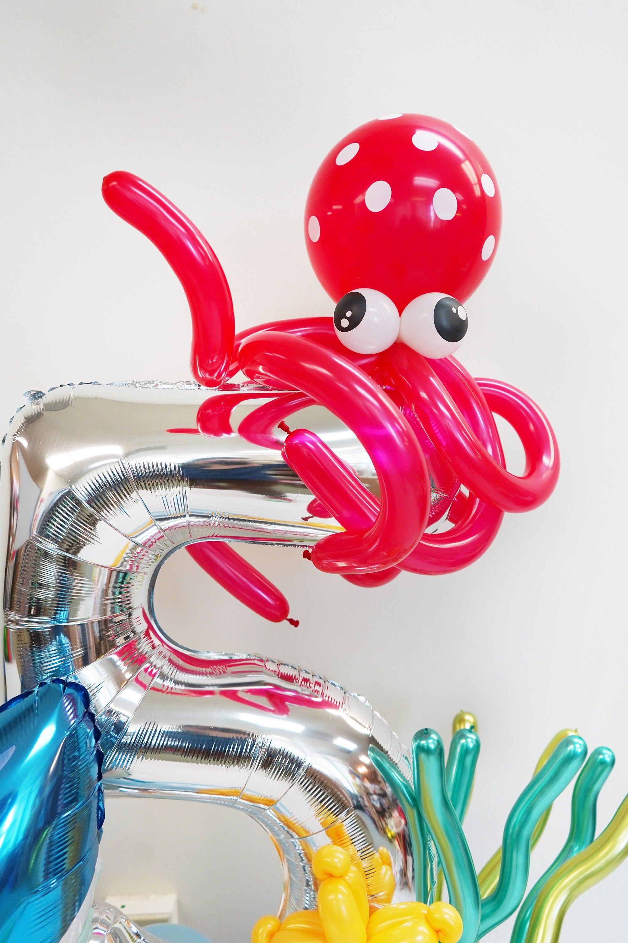 Under the sea Birthday column | Shark Birthday Party column | Baby Shark Sea Animal DIY Balloon Column | Ocean Themed Birthday Party Decor