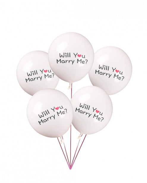 A white latex letter balloon with " will you marry me",perfect way for proposal.