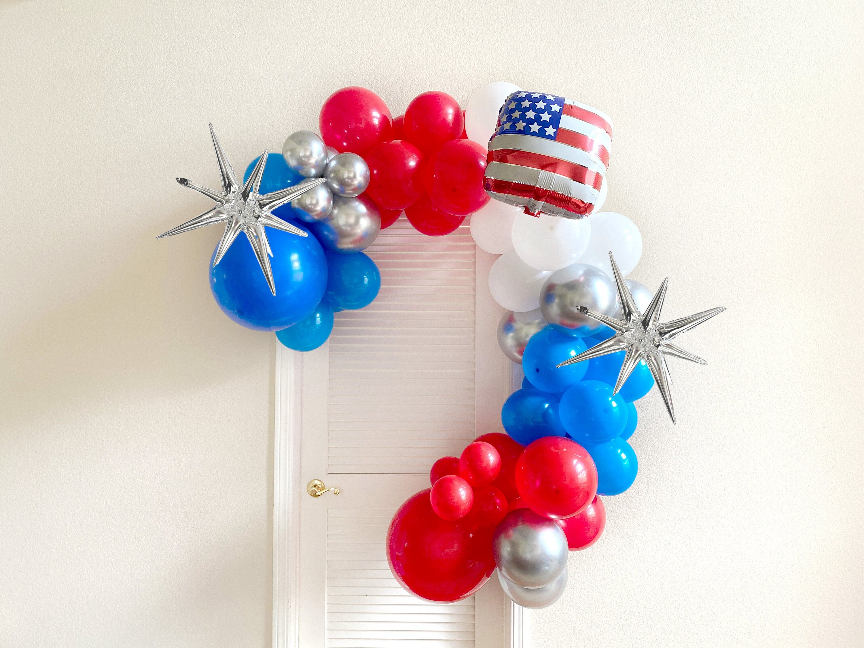 firecracker birthday | Patriotic baby shower | July 4th 1st birthday | independence day baby shower balloon DIY | little firecracker
