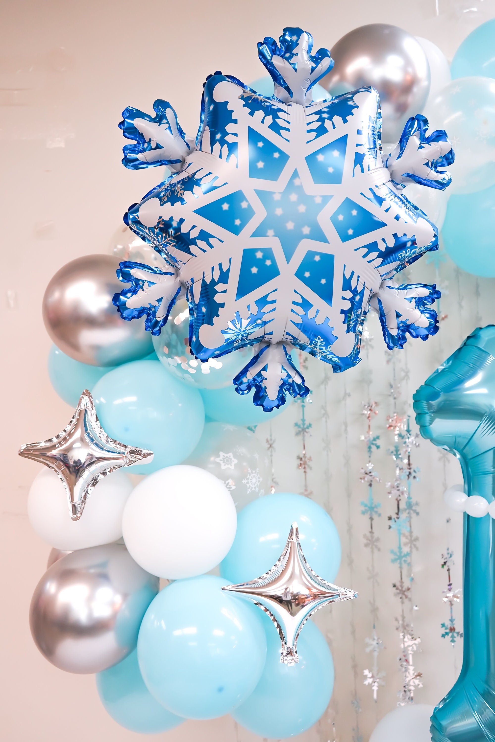 Winter Onederland Birthday, Baby Shower Balloon Arch kit | Blue Winter Wonderland Birthday | Winter Baby Shower Gender Reveal